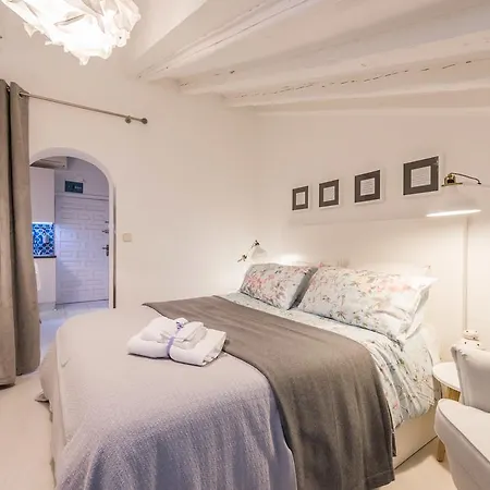 Apartment La Almudena Madrid