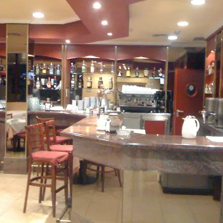 酒店 马德里阿提姆酒店