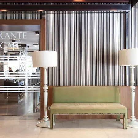 Opera Hotell