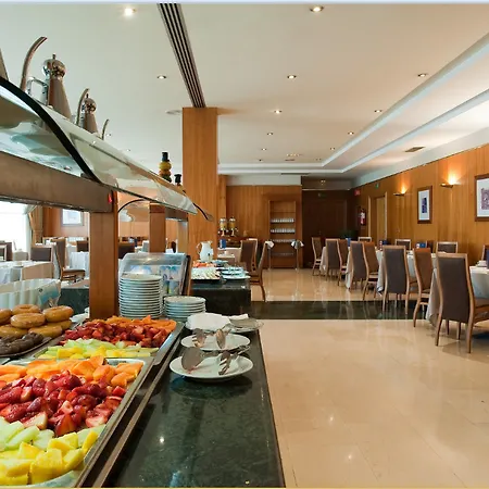 Hotel Crisol Via Castellana Madryt