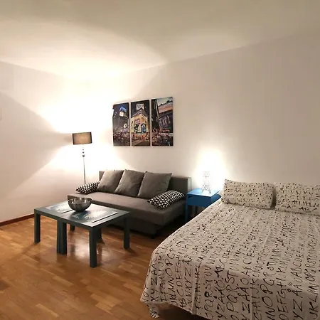 Apartamento Castilla Luz 2 *