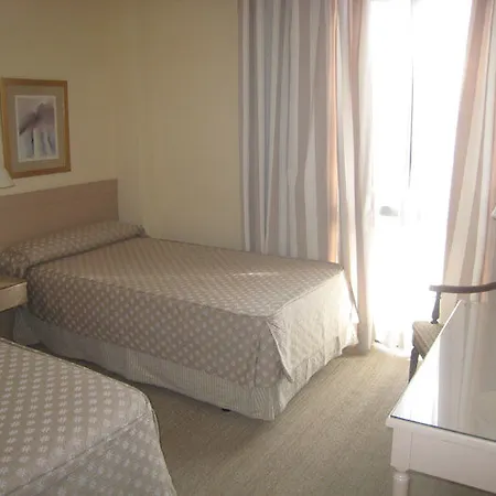 Aparthotel Espahotel Plaza Basilica 3*