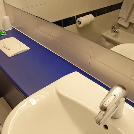 Travelodge Torrelaguna 3* Madryt