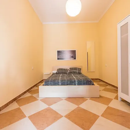 Grand Latina Apartamento