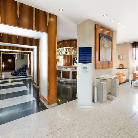 Hotel Exe Plaza 4*