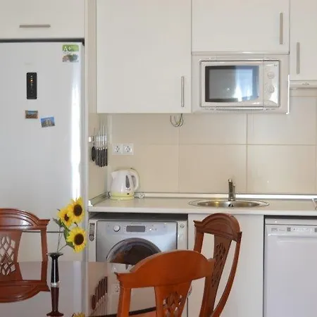 Apartment We Are Fuencarral Madrid
