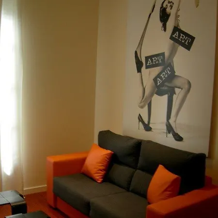 We Are Fuencarral Apartment