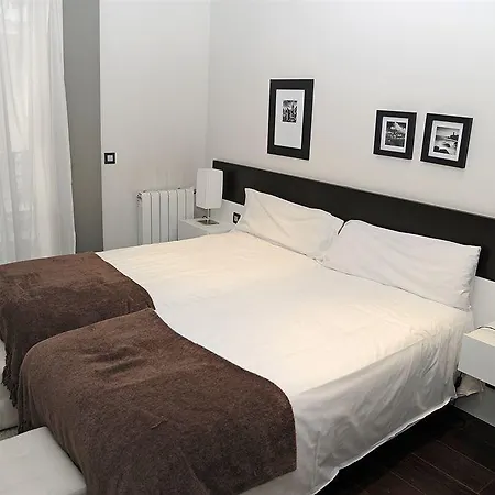 Hotel Gran Via Suites
