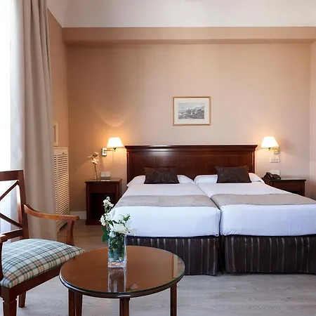 Room Mate Macarena, Madrid Gran Via ホテル 3*