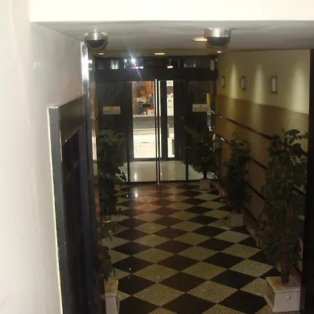 Inter Puerta Del Sol Auto Check In Madrid
