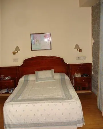 Residencia Hispania 2*