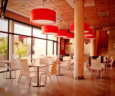 Hotel Travelodge Torrelaguna Madryt