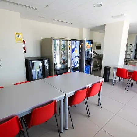 Vertice Roomspace Madryt