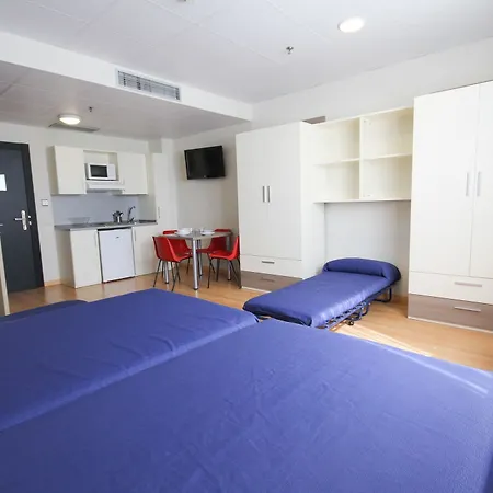 Pensjonat Vertice Roomspace Madryt