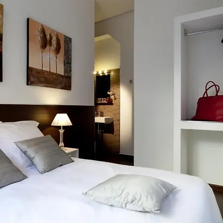 Thc Latina Guest house Madrid