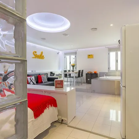 7rooms7 Gran Via Smile