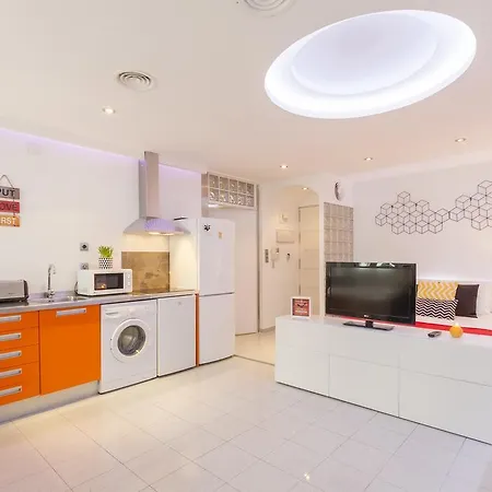 Apartamento 7rooms7 Gran Via Smile *