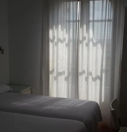 Guest house Santa Isabel Madrid