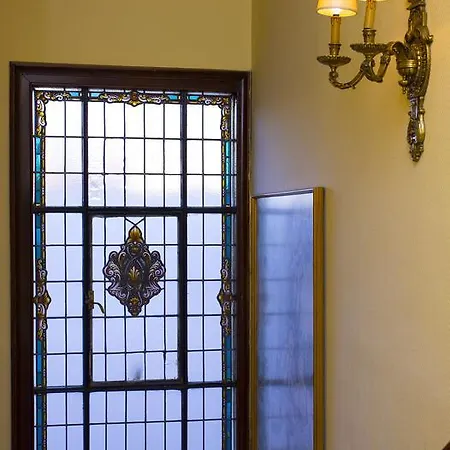 Hotel Carlos V 3*