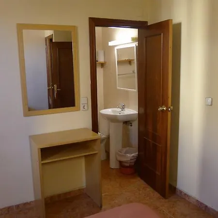 Hotel Equity Point 2*