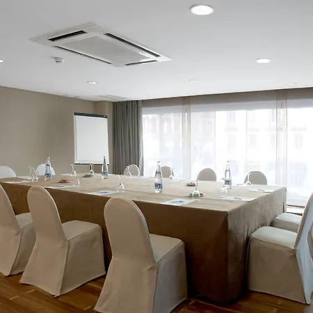 Hotel H10 Puerta De Alcala 4*