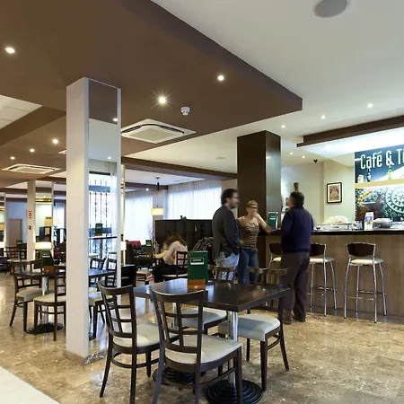 Hotel Puerta De Toledo 3*