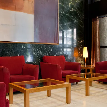 Hotel Leonardo City Center 3*