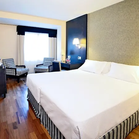 Hotel Nh Balboa