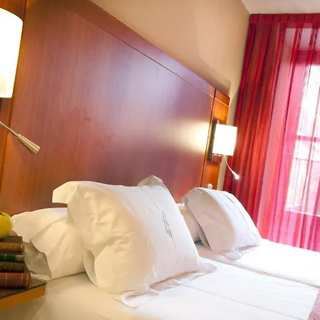 Ateneo Puerta Del Sol Otel