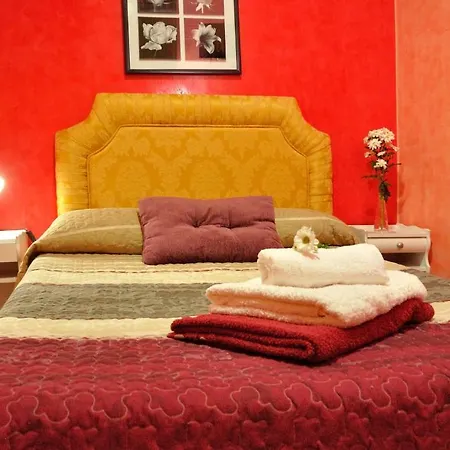 Hostal Far Plaza Mayor *
