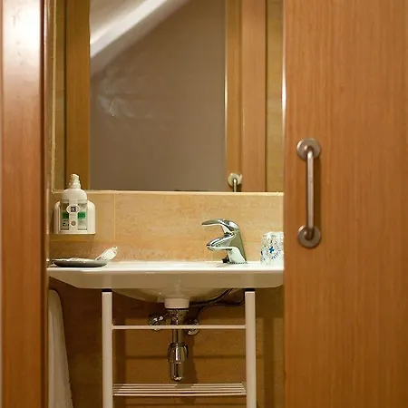 Hotel Di' Carlo 3*
