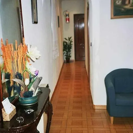 Bruna Paseo Del Prado Μαδρίτη