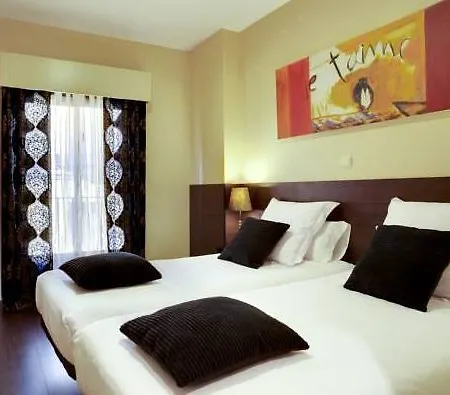 Hostel Thc Tirso Molina Madrid