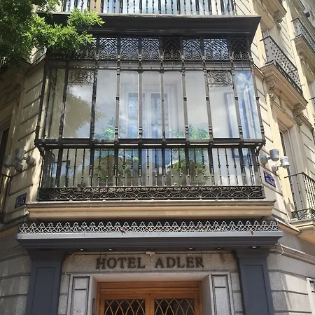 ホテル Adler