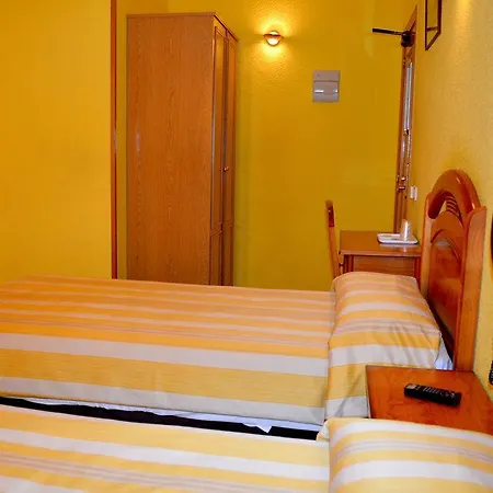 Hostal Josefina *