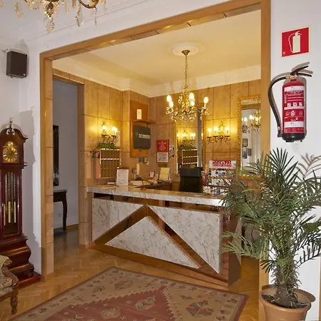 Greco Gran Via Pensionat 2*