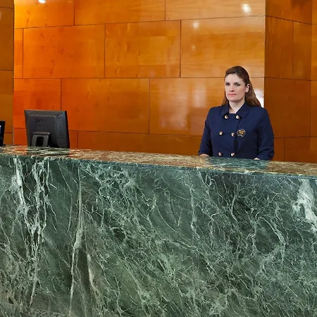 Leonardo Boutique Hotel