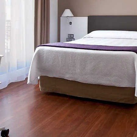 Leonardo Boutique 3*