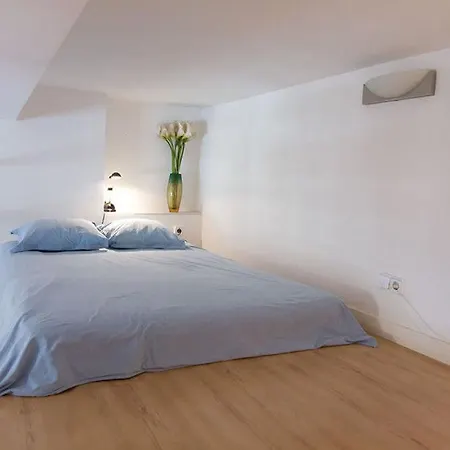 Puerta Del Sol-rastro Apartamento