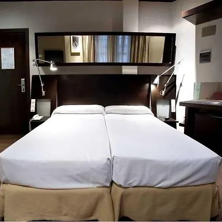 Hotell Avenida Gran Via