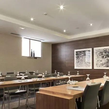 雷科莱托斯万豪ac酒店 酒店