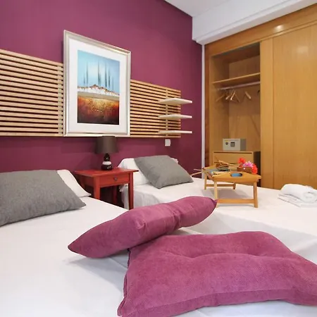 Conde Duque Hotel 3*