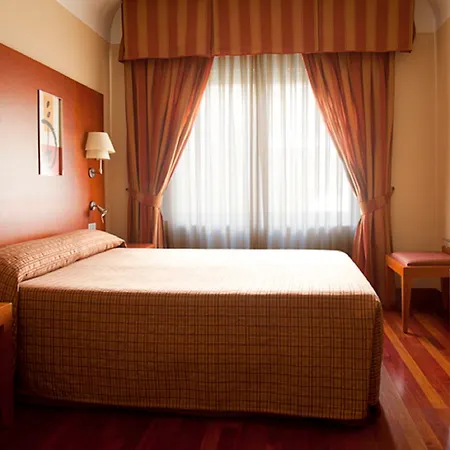 Nh Collection Colon Otel