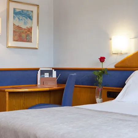 Agumar Hotel