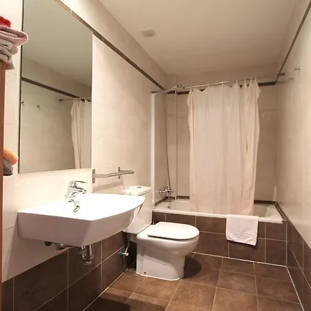Naitly Cuatro Torres Apartamento Madrid