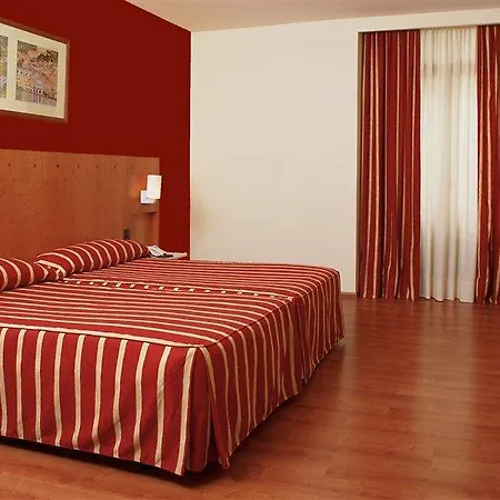 Catalonia Puerta Del Sol Hotel