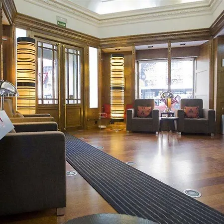 Quatro Puerta Del Sol Hotel