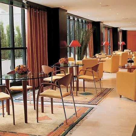 Leonardo City Center Hotel 3*