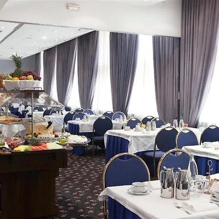 Husa Moncloa 4* Madrid