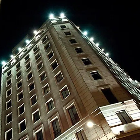 Vincci Via - 66 Hotel